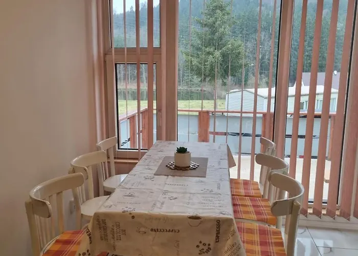 Peklo 招待所 特鲁特诺夫